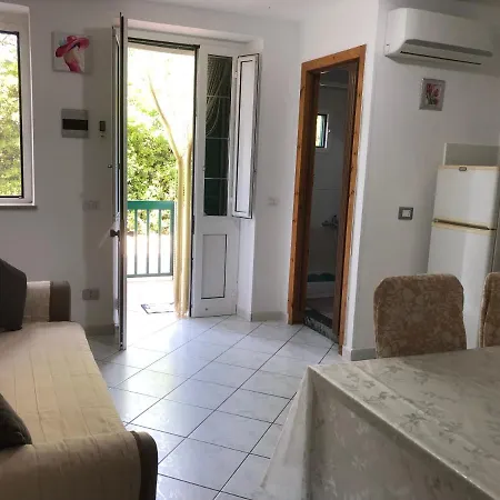 Vacanze Vignola Holiday home *